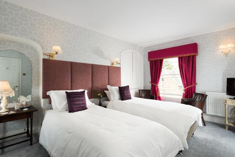 Superking or Twin Room image 1