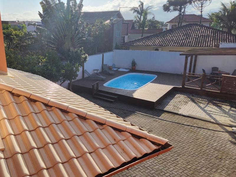 Partiu Praia SC- Piscina Ar condicionado wi-fi duas quadras da praia e centrinho - image 44
