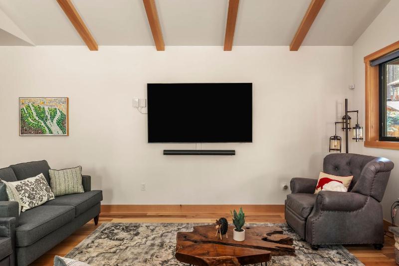 34 - The Maple Crest home - image 35
