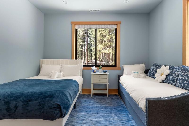 34 - The Maple Crest home - image 34