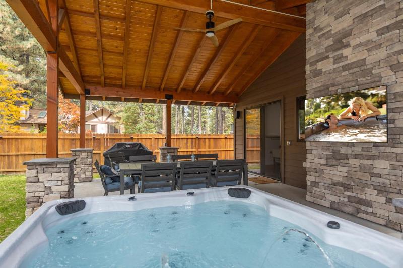 34 - The Maple Crest home - image 3