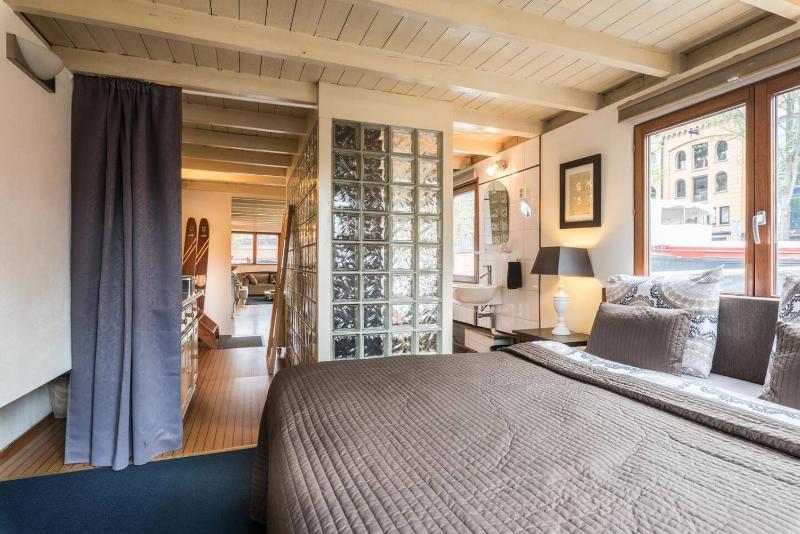 Luxury Houseboat Prince-William - image 16