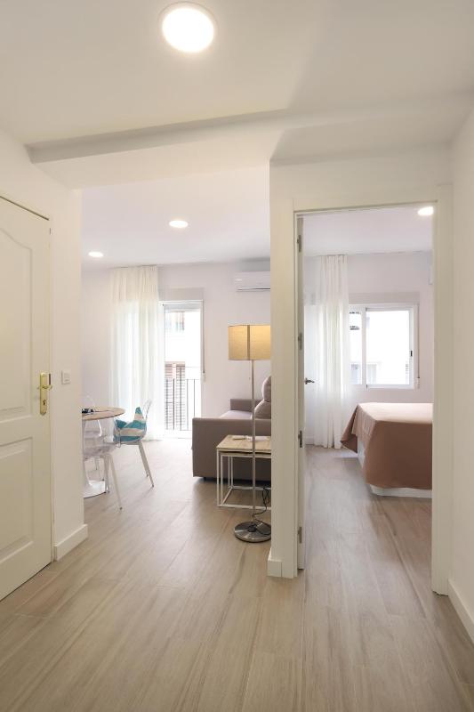 Alameda Apartments Calle Mayor - image 7