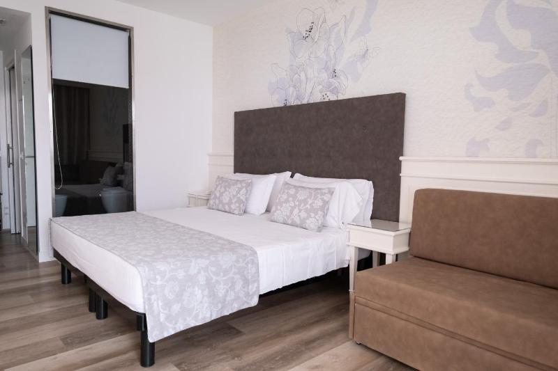 Park Hotel Cellini - image 32