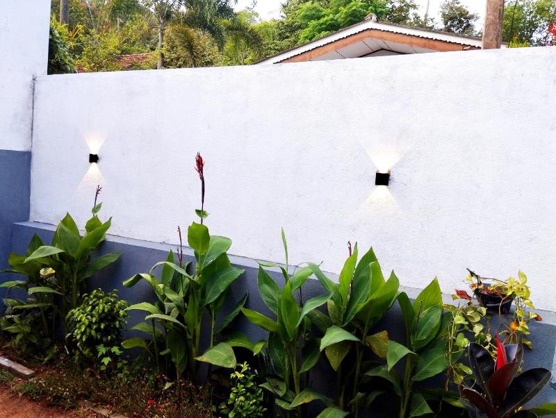 Junction 14 Villa - image 3
