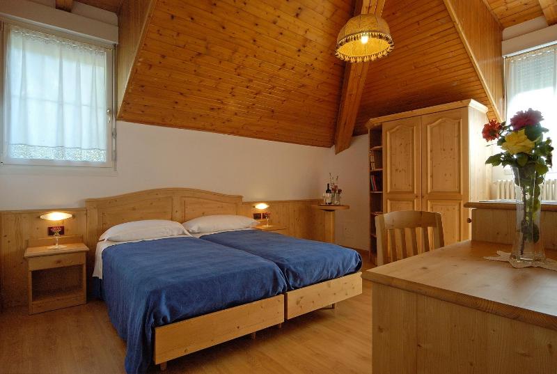 Triple Room image 4