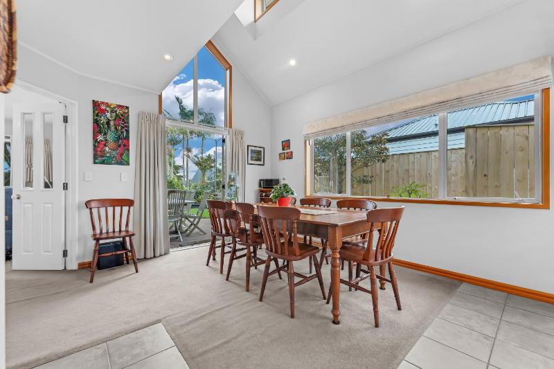 Campbell Road House Greenlane - image 7