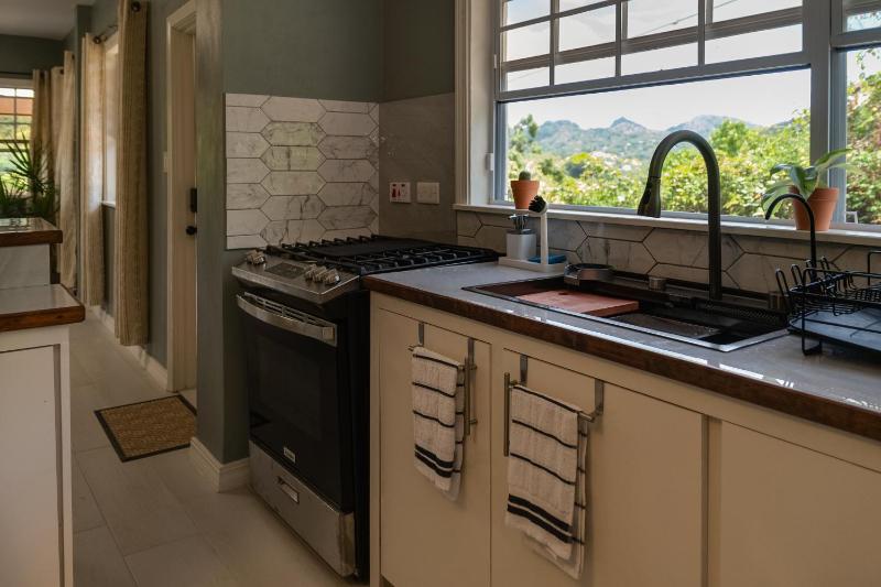 Serene Mountain View Smart Apt for Restful Stays - image 13