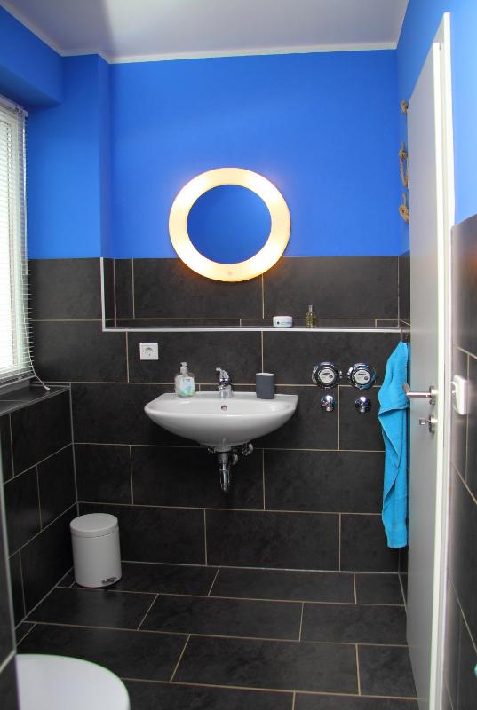 Apartment image 4