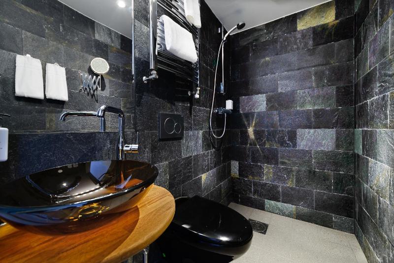  Superior Double or Twin Room image 3