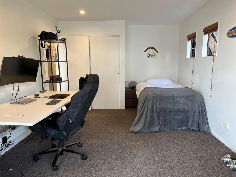 Bayswater Waterfront Paradise by Bespoke Stays - image 14