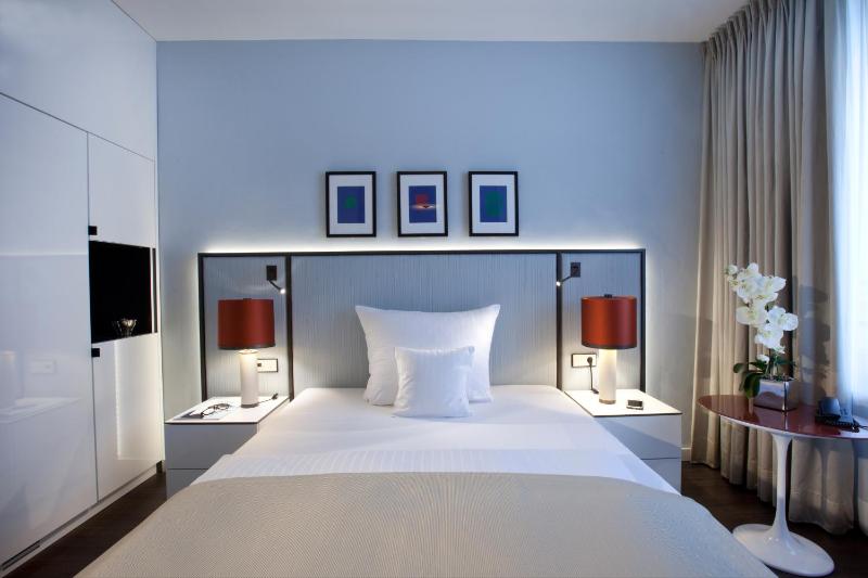 Comfort Single Room image 4