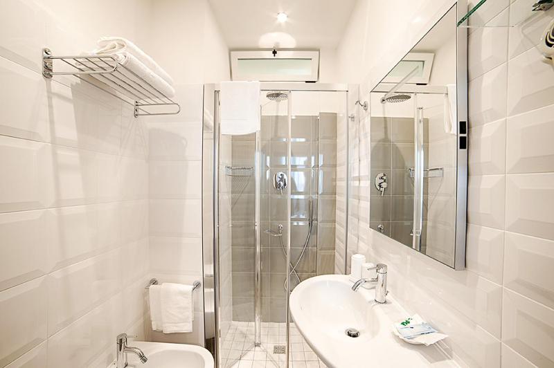 Hotel Mirabel - image 37