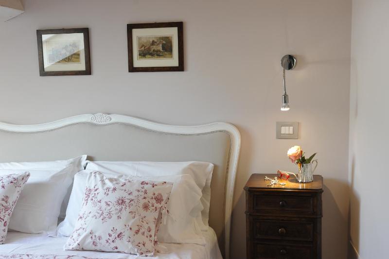 Double Room image 2