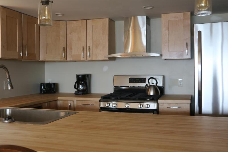 Superior King Suite image 4