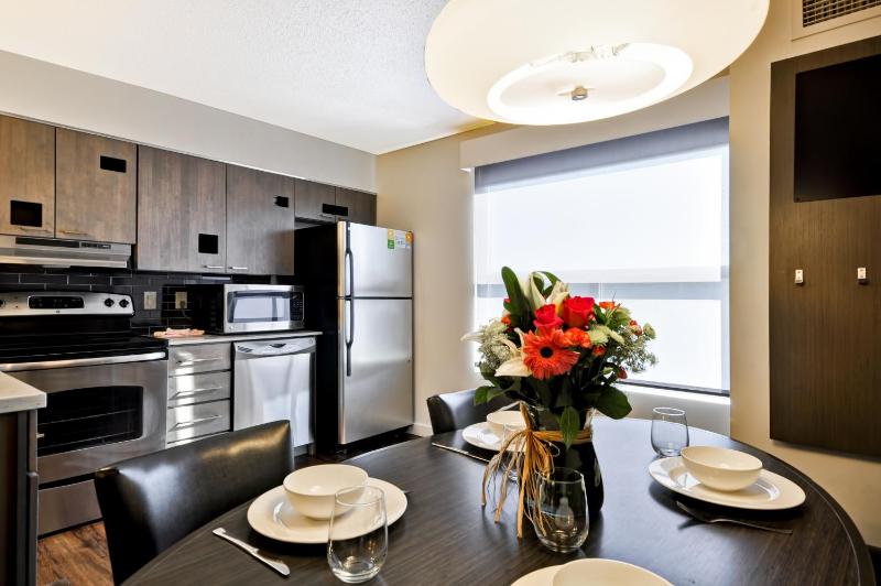 Two-Bedroom Suite image 4