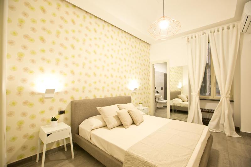 Deluxe Double Room image 4