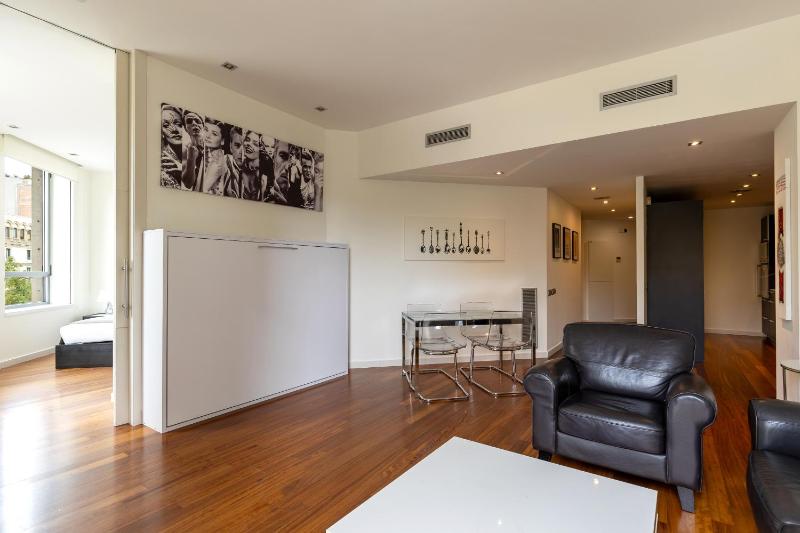 Uma Suites Passeig de Gracia 16 - image 12