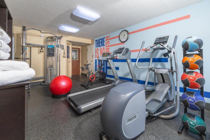 Hampton Inn Tampa-International Airport/Westshore - image 17