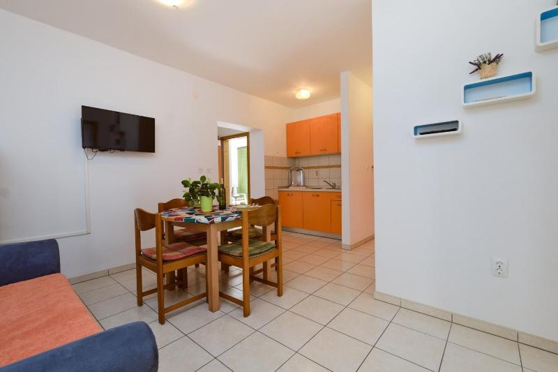 House Prica - image 8