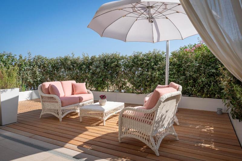 Riviera Resort Hotel - image 35
