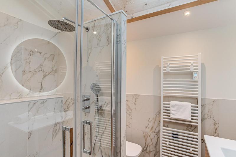 Chalet Diard Detached Chalet Alpes Agency Sleeps 6 to 8 - image 41