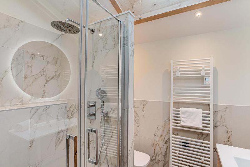 Chalet Diard Detached Chalet Alpes Agency Sleeps 6 to 8 - image 43