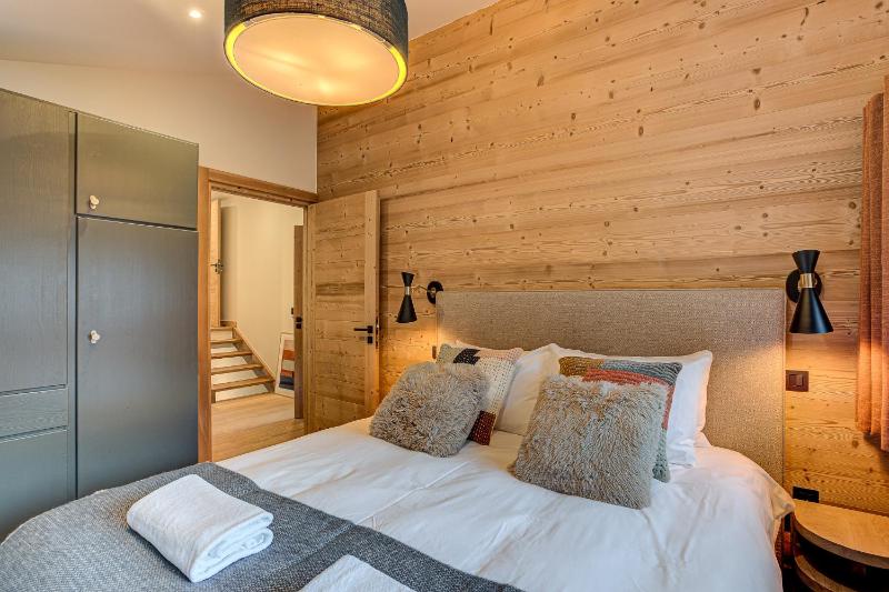 Chalet Diard Detached Chalet Alpes Agency Sleeps 6 to 8 - image 42