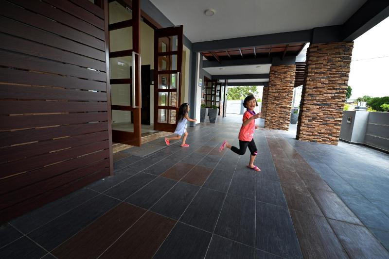 Palm City Villa - image 15