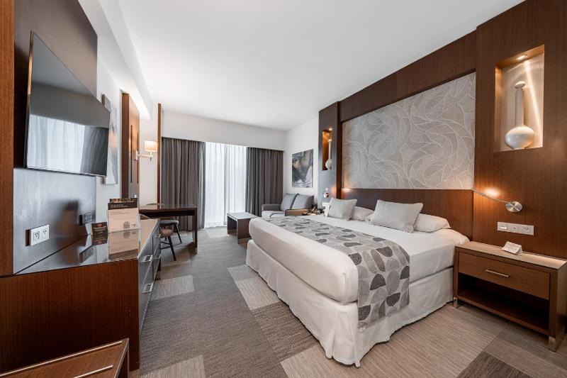 Riu Plaza Panama - image 15