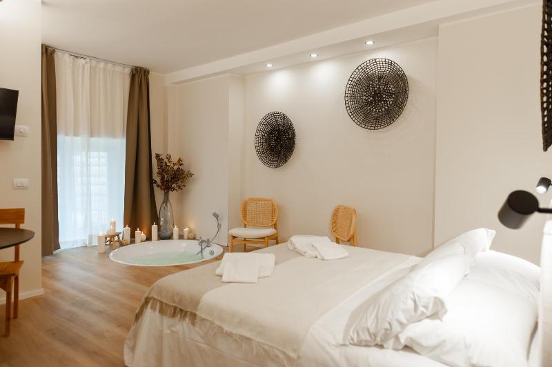 WelcHome Wellness Suites - image 9