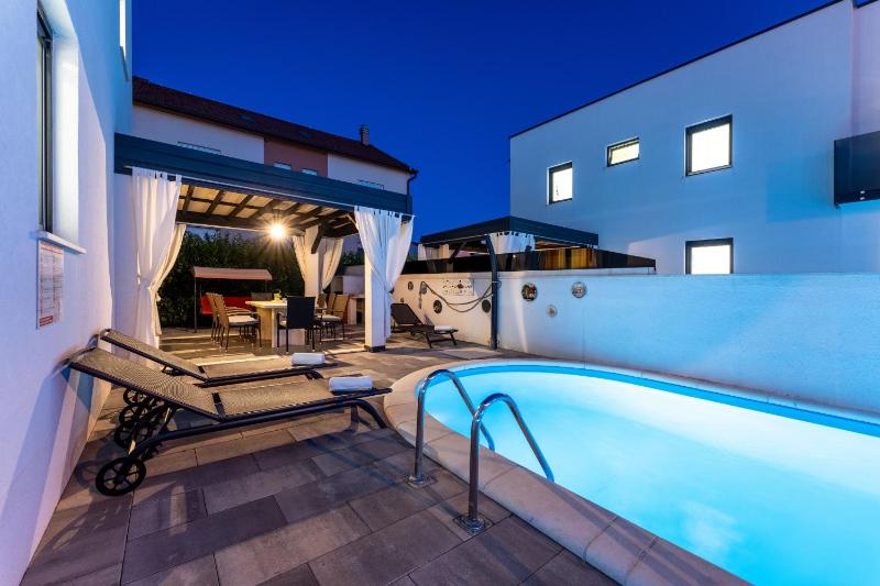 Villa Essenza Vita in Vodice near Beach with private pool & pet friendly - image 19