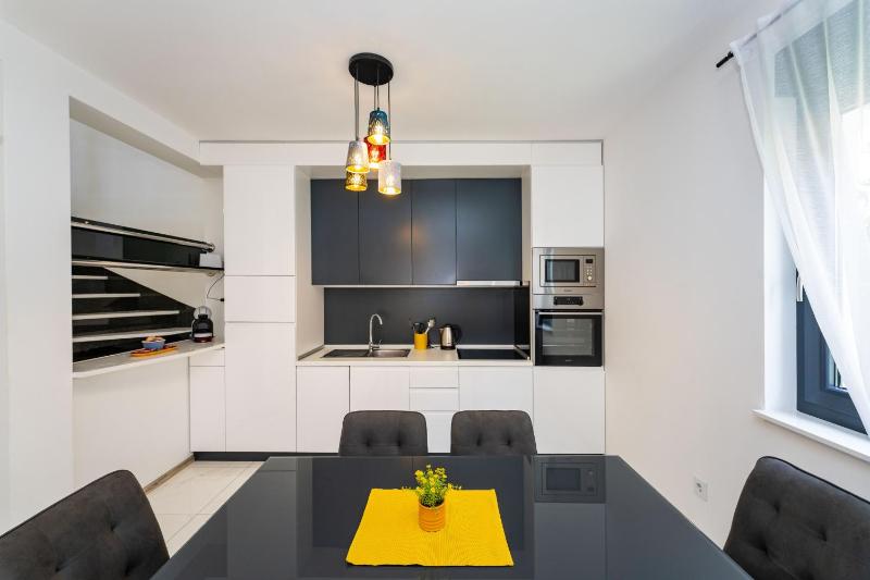 Villa Essenza Vita in Vodice near Beach with private pool & pet friendly - image 3