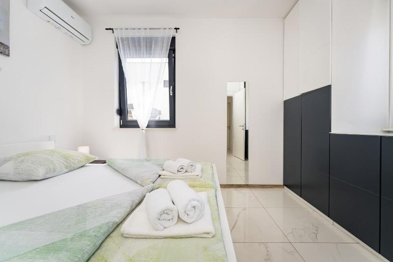 Villa Essenza Vita in Vodice near Beach with private pool & pet friendly - image 9