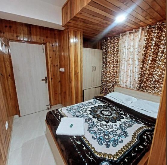 Hotel Rashak - Mg Marg - image 6