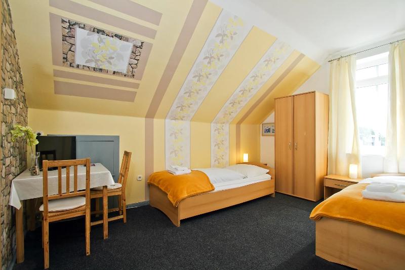 Comfort Double Room image 3