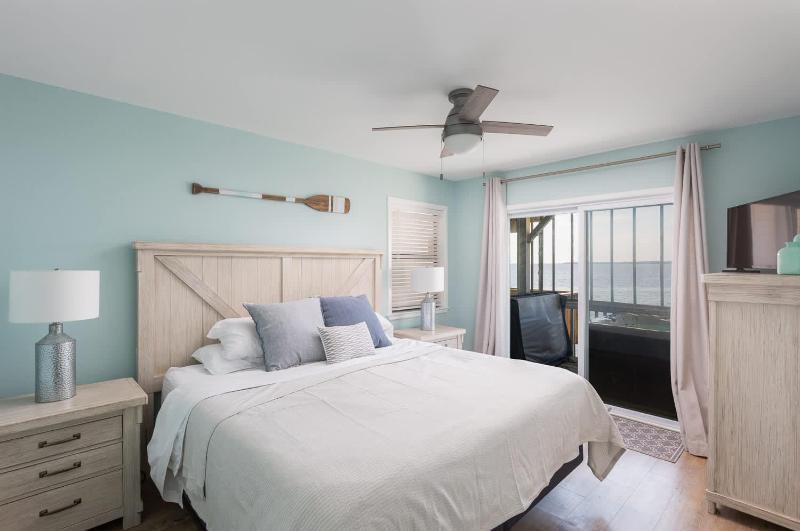 New Listing Water Views Sunsets and Much More - image 44