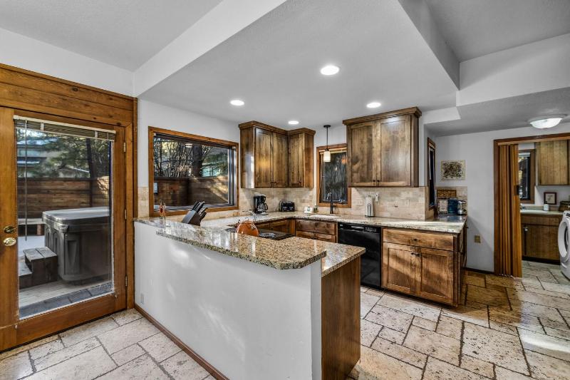 11 Conifer Lane - image 43