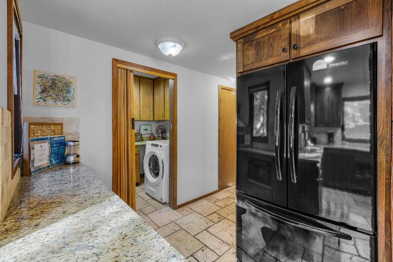 11 Conifer Lane - image 12