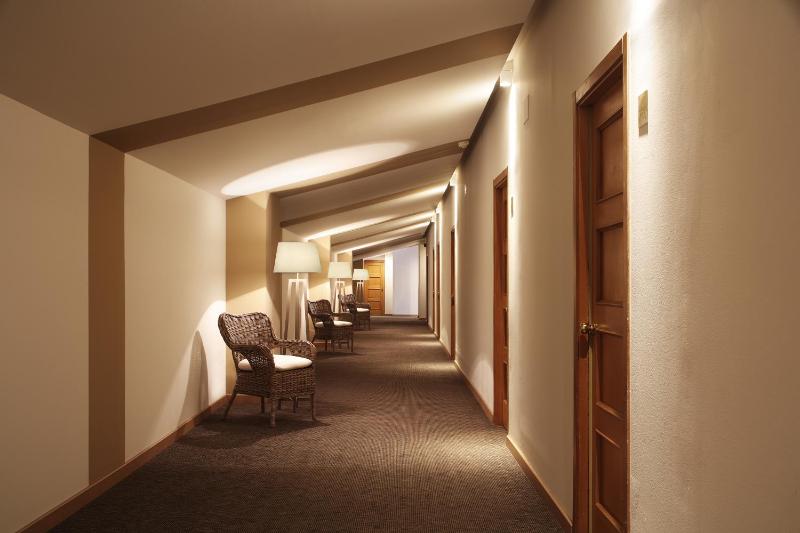 Superior Double Room image 3