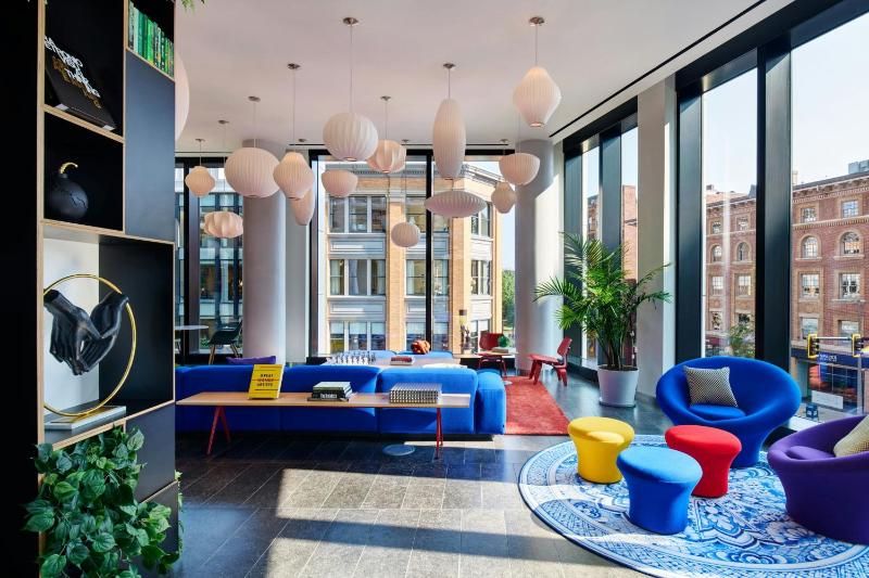 citizenM Boston Back Bay - image 1
