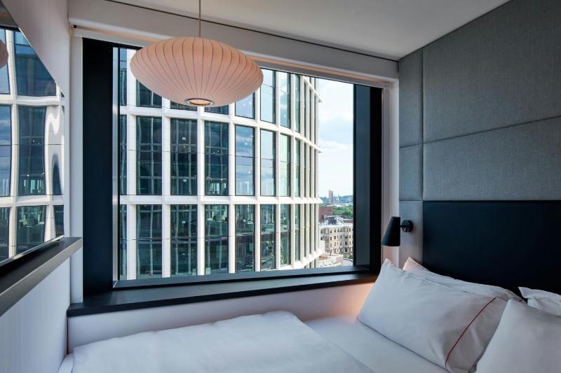citizenM Boston Back Bay - image 8