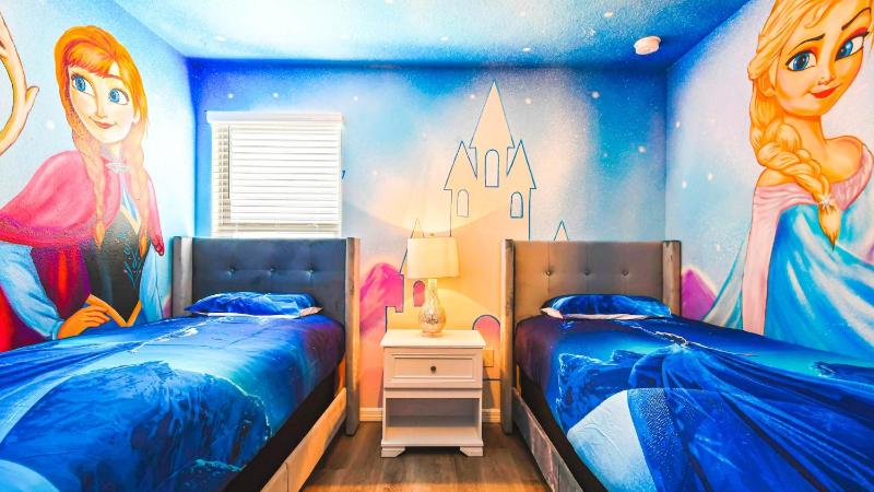 2301LD WAW Family Stunning Lakeview Home with Frozen & Star Wars Decor - image 2