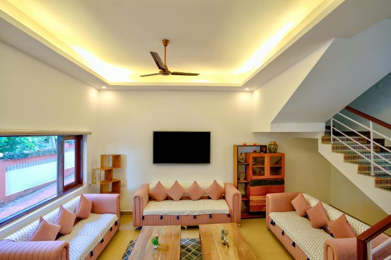 Private Pool 3BHK Villa near Candolim - image 14