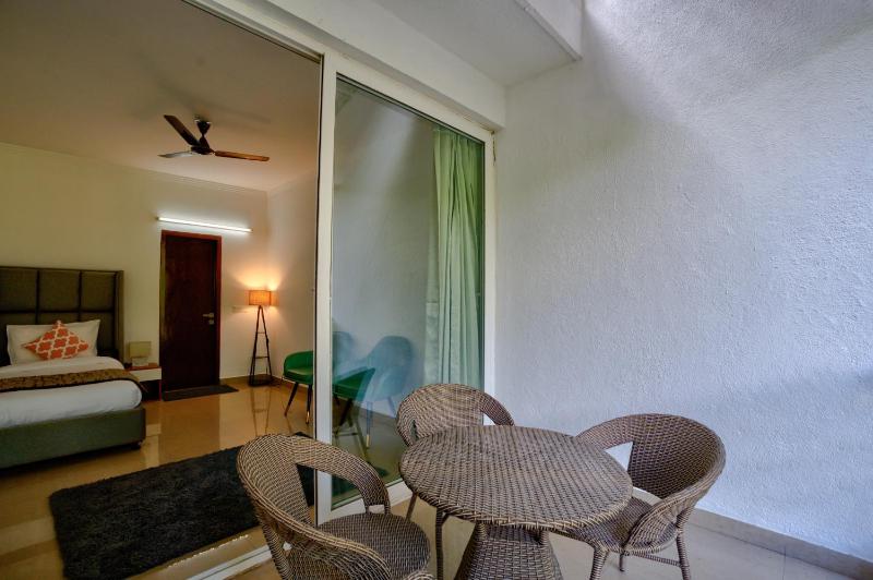 Private Pool 3BHK Villa near Candolim - image 15