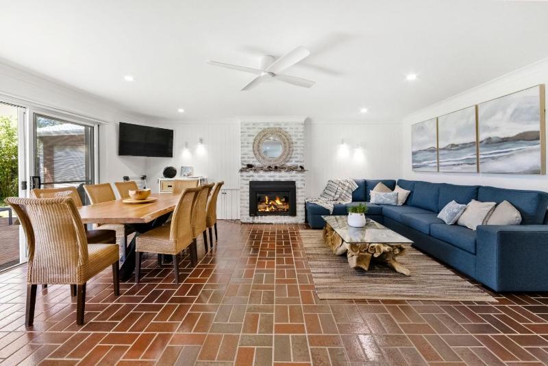 Cedasands - Pet Friendly - 4 Mins Walk to Beach - image 1