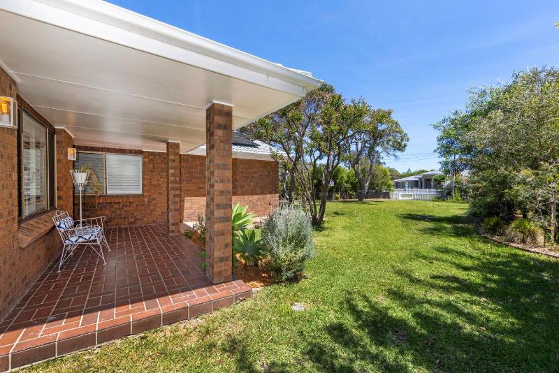 Cedasands - Pet Friendly - 4 Mins Walk to Beach - image 4