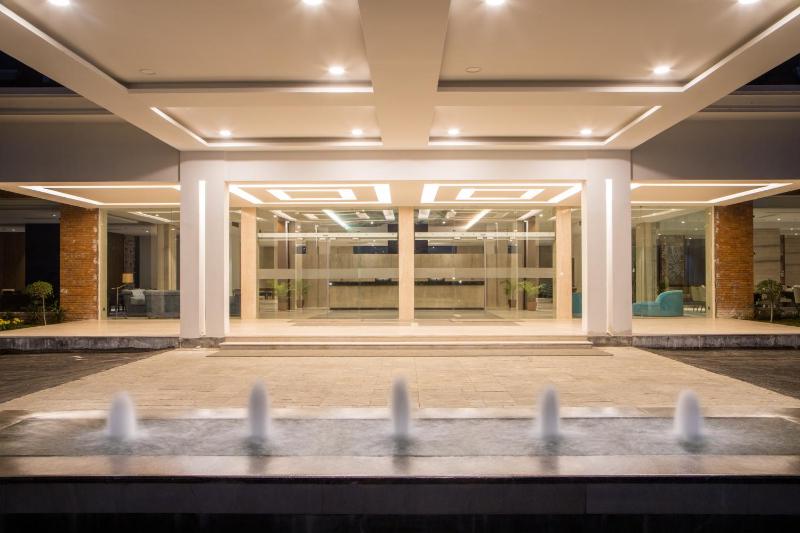 Hotel Lumbini Heritage - image 2