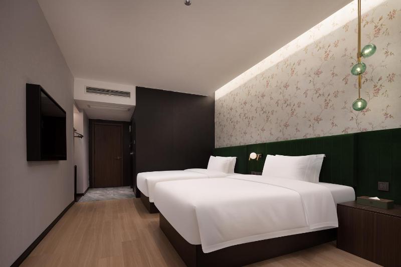 Phonenix Perches Holiday Inn - Wuyi Avenue-Adjacent Changsha Railway Station - image 14