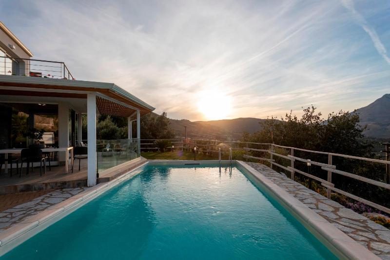 VILLA DEI SOSPIRI 4 Emma Villas - image 15